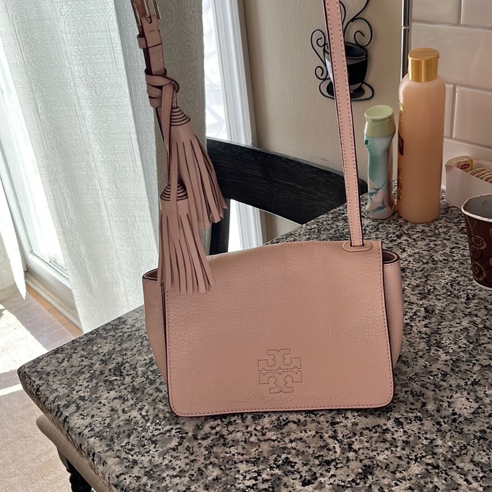 light pink Tory Burch crossbody bag